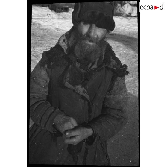 Medyn - Woronov. [Portrait d'un homme barbu]. [Description en cours]
