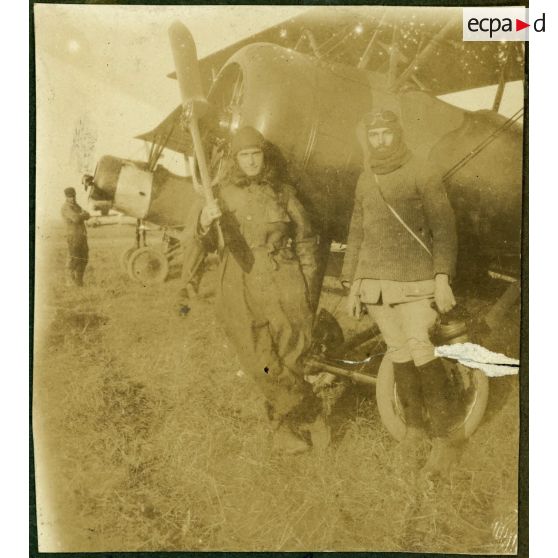 Retour de reconnaissance. [légende d'origine]