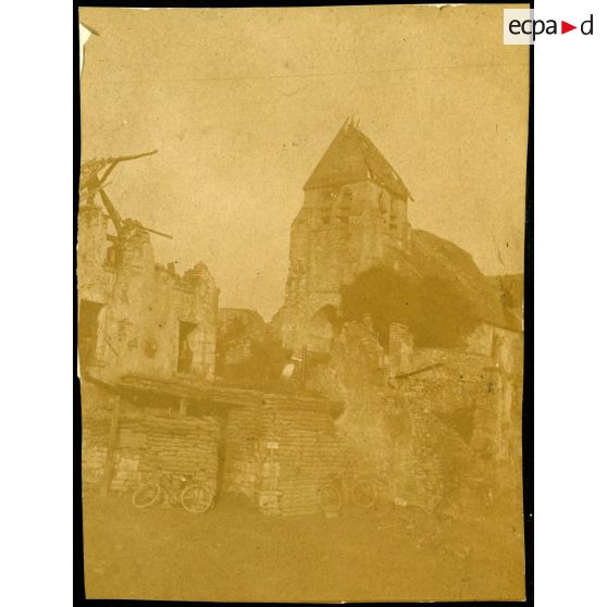 La coopérative américaine à Oulches (Aisne). [légende d'origine]