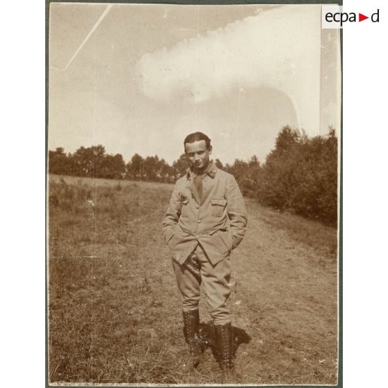 Avant le départ pour  B[?] (juin 1917). [légende d'origine]