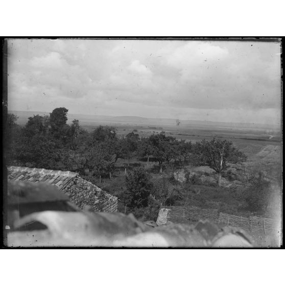 [Paysage depuis d'un toit].<br>