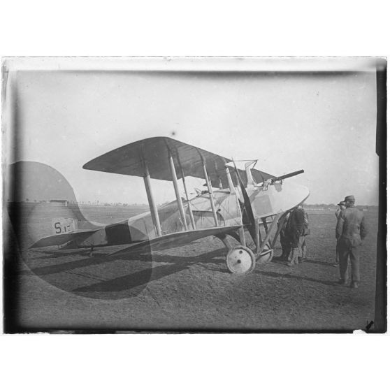 Appareil SPAD avec le lieutenant Pelletier Doisy. [légende d'origine]