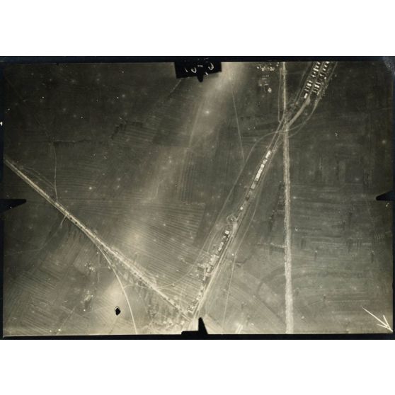Photographie aérienne numéro 1375. [légende d'origine]