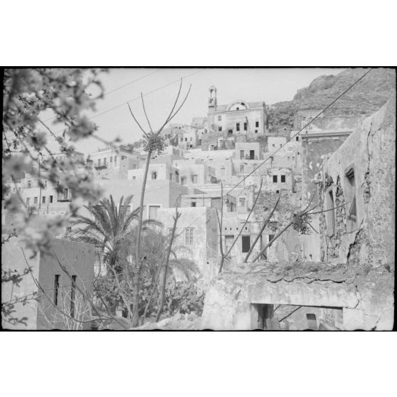 Promenade dans les rues du village d'Agia Marina sur lîle de Leros.