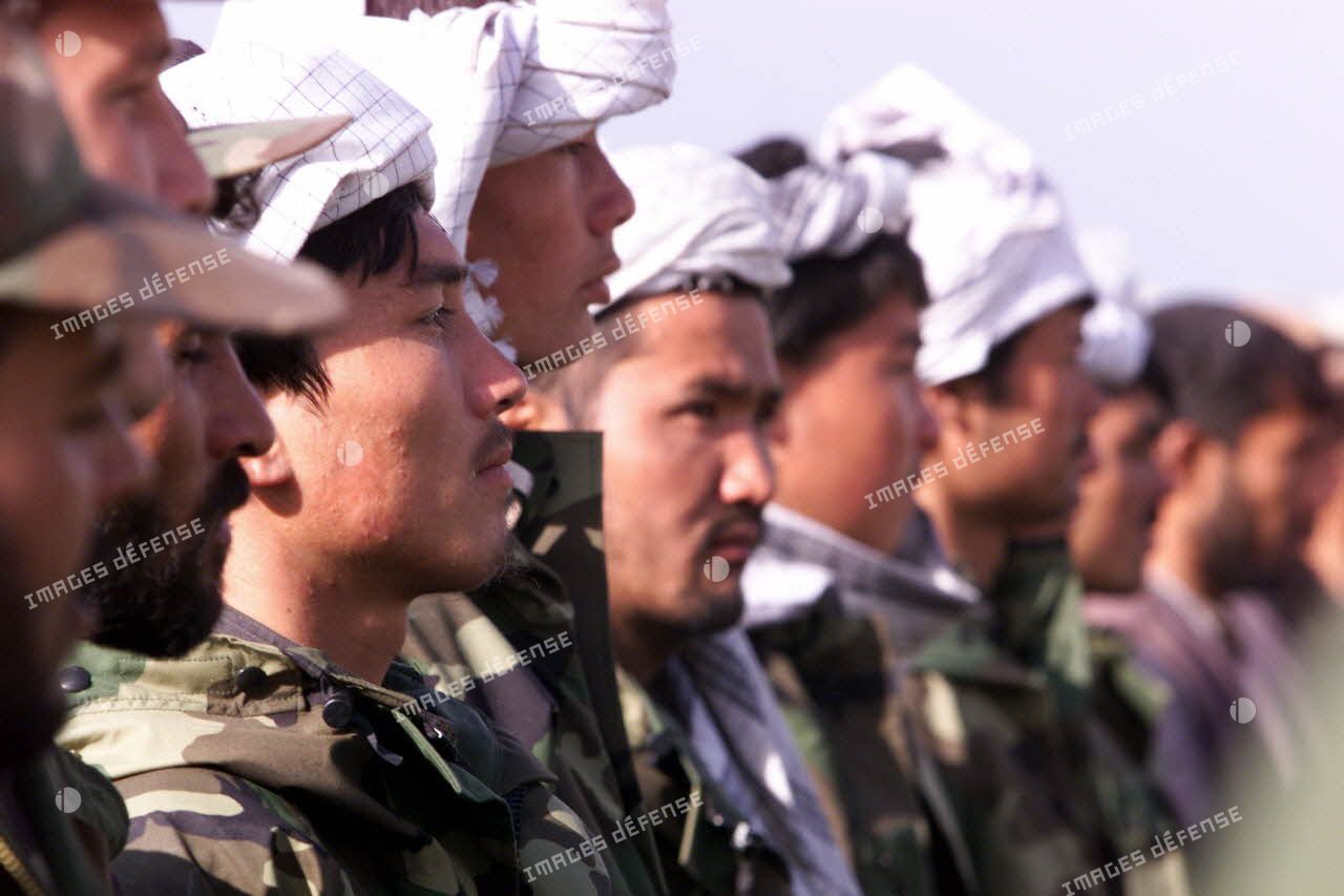 Instruction du 1er bataillon de l'armée nationale afghane (BANA).