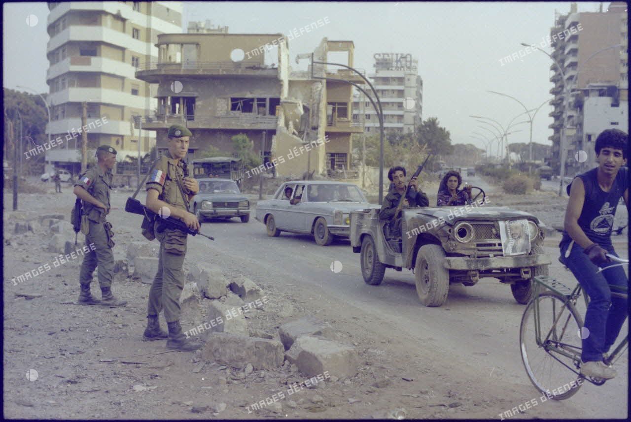 Légionnaires du 2e REP dans Beyrouth.