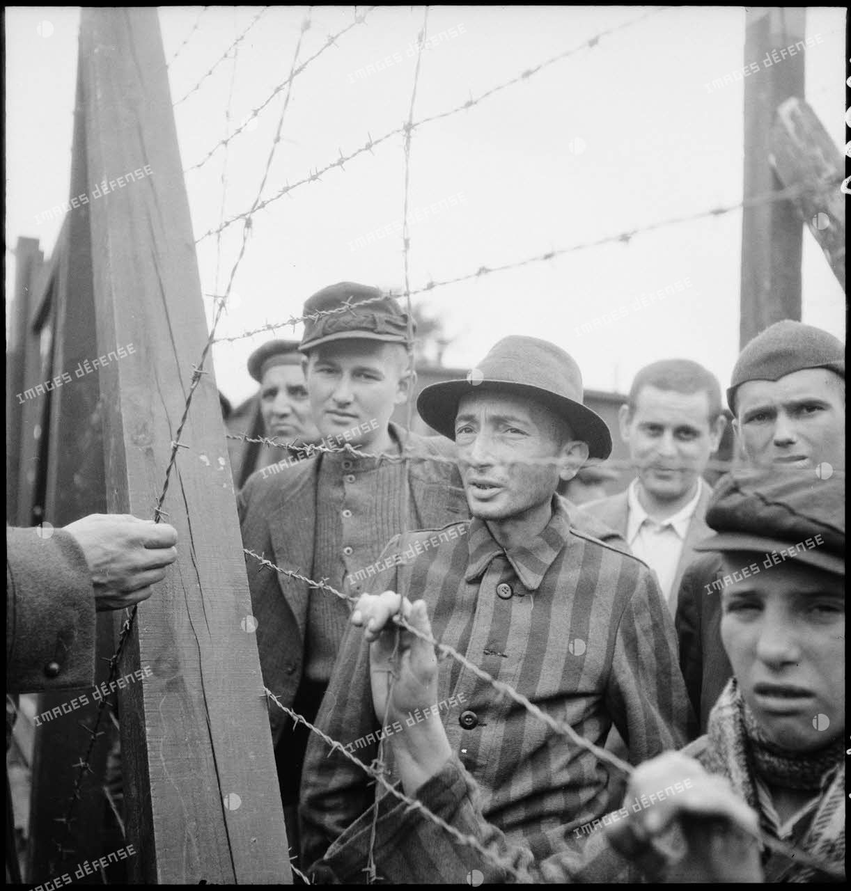 L’ouverture du camp de concentration de Vaihingen en Allemagne.