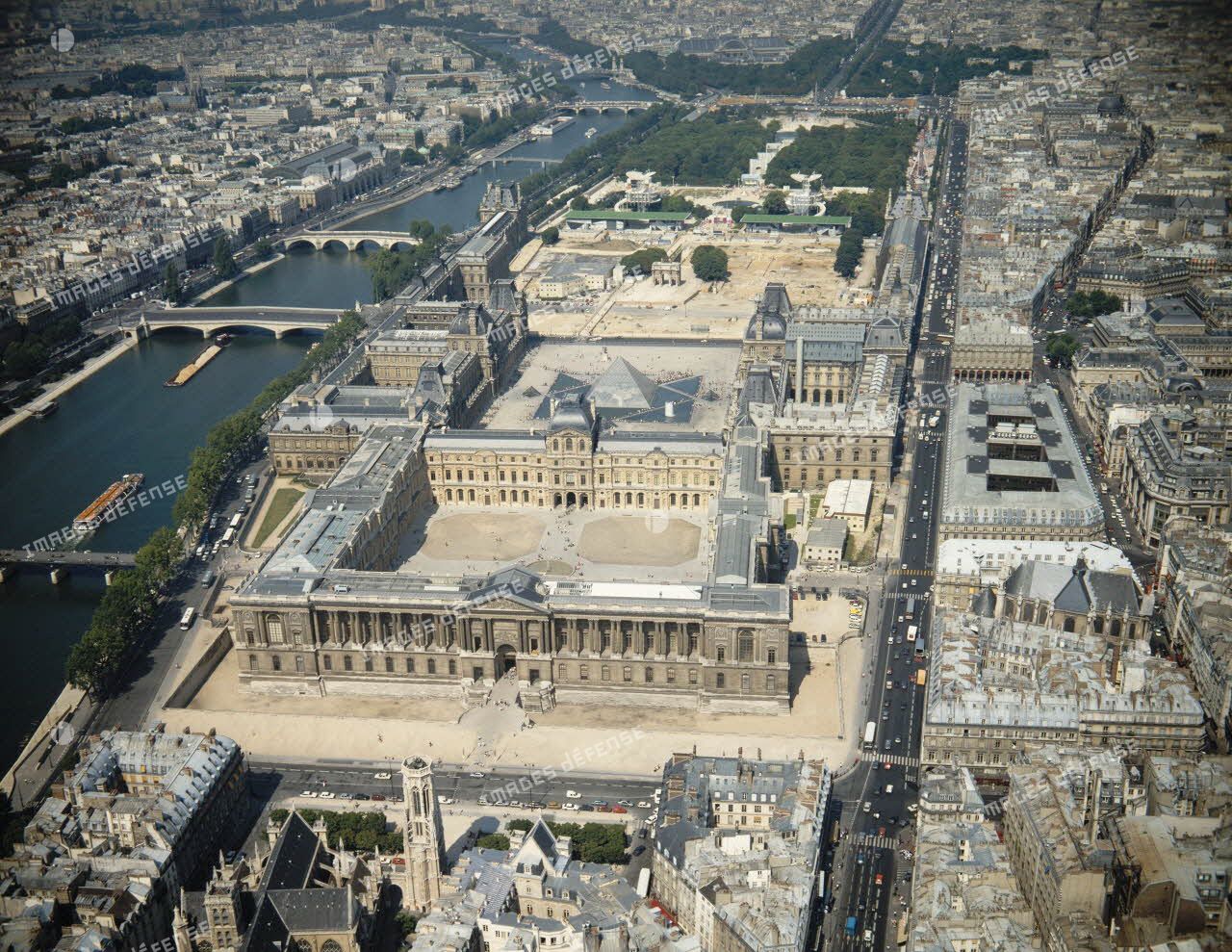 Paris 1er. Le Palais du Louvre.