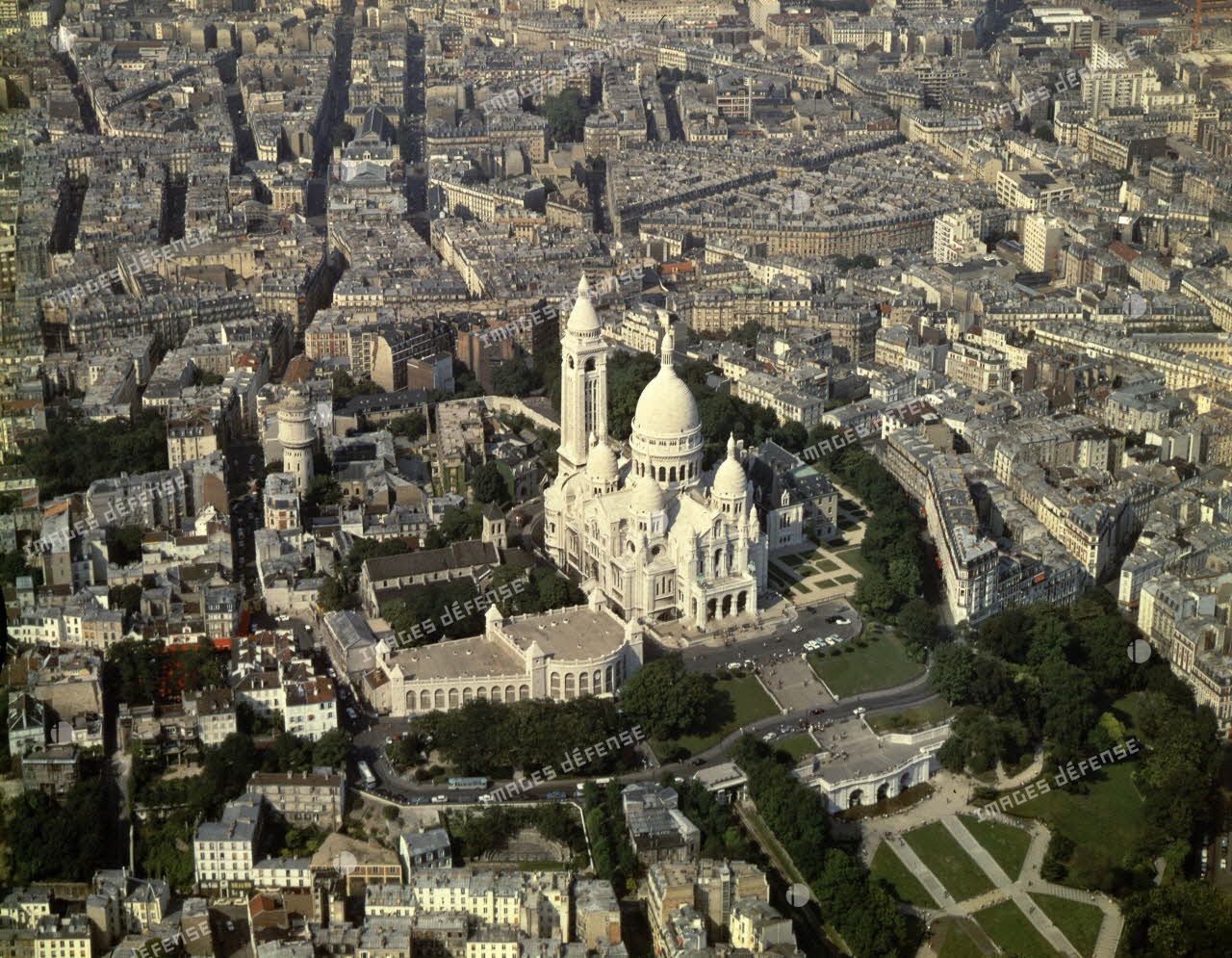 Vue aériennes de Paris - 18e arrondissement.