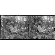 Région de Capitello. Lance-flammes pris aux autrichiens. [légende d'origine]