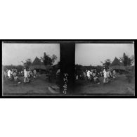 Une enfant métis et sa mère. [légende d'origine]