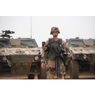 Portrait du photographe Elise de l'ECPAD à Gao, au Mali.