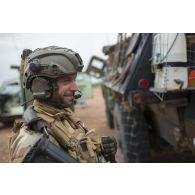 Portrait du capiral-chef Loïc du commando parachutiste de l'air n°20 (CPA 20) entre Ayorou et Inatès, au Niger.