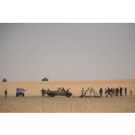 Reconnaissance d'un puits dans le secteur des monts Farach, au Mali.