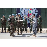 Remise de diplômes au terme d'une formation à la protection NRBC (nucléaire, radiologique, biologique et chimique) par le détachement prévôtal de la FCR (Force commander reserve) aux gendarmes libanais.