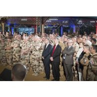 La ministre des Armées Florence Parly assiste au discours du président de la République Emmanuel Macron à Niamey, au Niger.