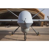 Vue de drones MQ-9 Reaper en stationnement sur la base aérienne de Niamey, au Niger.