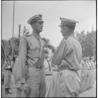 Cérémonie de remise de décorations.