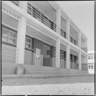 Présentation de l'école militaire préparatoire nord-africaine (EMPNA) de Koléa. [Description en cours]