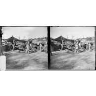 Côte de Froideterre, Meuse, pièce lourde en action (145 de marine). [légende d'origine]