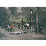 [Toilette des soldats du 14e ETEM.]