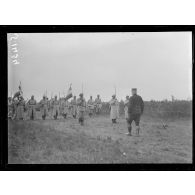 Revues passées par le maréchal Joffre avant les opérations dans la région de la Somme. Le général Joffre. [légende d'origine]
