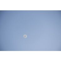 Relevé météorologique par ballon sonde au-dessus du camp de Pabradé, en Lituanie.