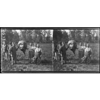 Vieil-Arcy (Aisne), ballonnet sonde allemand servant à l'observation des courants atmosphériques lâché dans la région de Verdun et tombé à Vieil-Arcy. [légende d’origine]