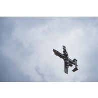 Passage d'un avion Fairchild A-10 Thunderbolt lors d'une démonstration à Pabradé, en Lituanie.