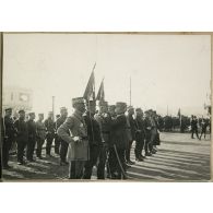 Alger. 11 novembre 1920. (...) [légende d'origine]