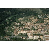 Vue aérienne de la citadelle de Corte en Haute-Corse.