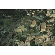 Vue aérienne de la citadelle de Corte en Haute-Corse.