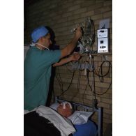 Bloc médical du PTT Building de Sarajevo.