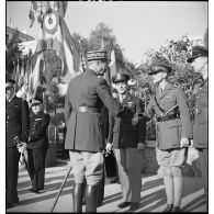 Cérémonie militaire franco-anglo-américaine au monument aux morts d'Alger.