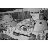 Conducteur d'une automitrailleuse britannique Ferret, Beyrouth.