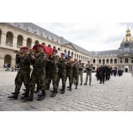Cérémonie d'obsèques de Pierre Schoendoerffer dans la cour d'honneur de l'Hôtel national des Invalides.