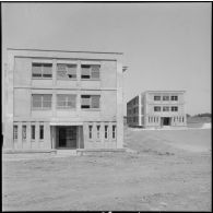 Vue du chantier et des bâtiments de l'état-major de l'armée de Terre de Ben Aknoun.