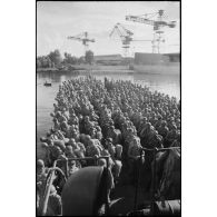 Embarquement des troupes.