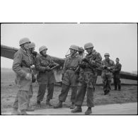 Exercice de troupes aéroportées du 8./Luftlandegeschwader 1 (8./LGG1) sur un aérodrome norvégien.