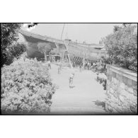 La construction de navires à proximité de la forteresse de Neratzia (Kos).