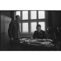 Le commandant (Major) Karl-Heinz Schomann II./LG1 (Lehrgeschwader 1).