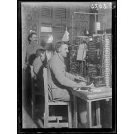 Boves (Somme). Central téléphonique. [légende d'origine]