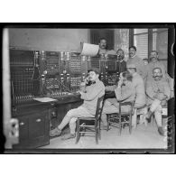 Soissons (Aisne). Central téléphonique. [légende d'origine]