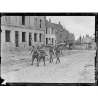 Neuilly-Saint-Front (Aisne). Une rue. [légende d'origine]