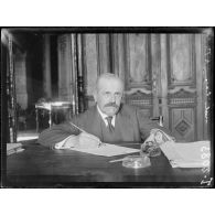 Salonique. 12 octobre 1916. Monsieur Markoutonakis. Secrétaire de monsieur Vénizélos. [légende d'origine]