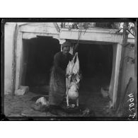 Salonique. 8-10-16. Fête turque. Le sacrifice du mouton. [légende d'origine]