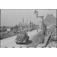 Dans les ruines de Rethel.