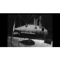 [Zeppelins abattus, décollages d'avions, mécaniciens ; divers aviation 1916-1918.]