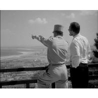 Visite de Bizerte par la presse française et britannique.