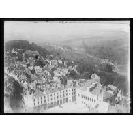 [Vue aérienne de Laon.]